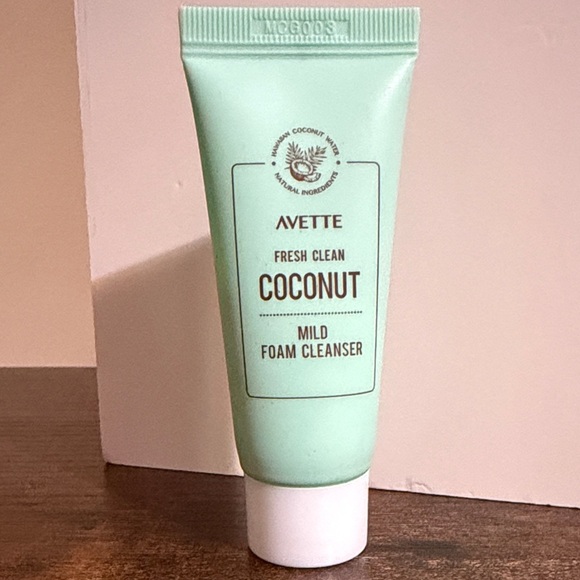 Tonymoly Other - 3/$15 🌸 AVETTE Coconut Mild Foam Cleanser - Travel Size